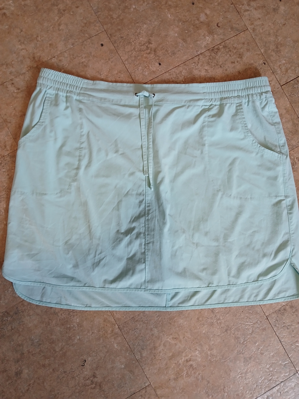 Duluth Trading Co Light Mint Green Women's Skort
